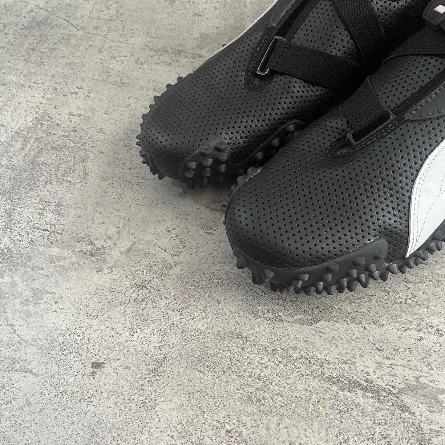 Puma Mostro Perf Leather - Black