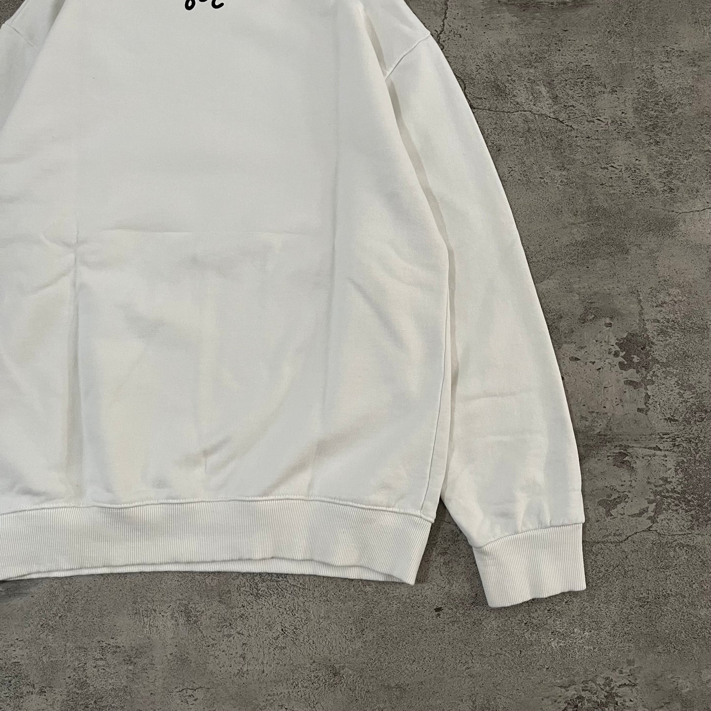 MALBON Stinger Logo Crewneck - White